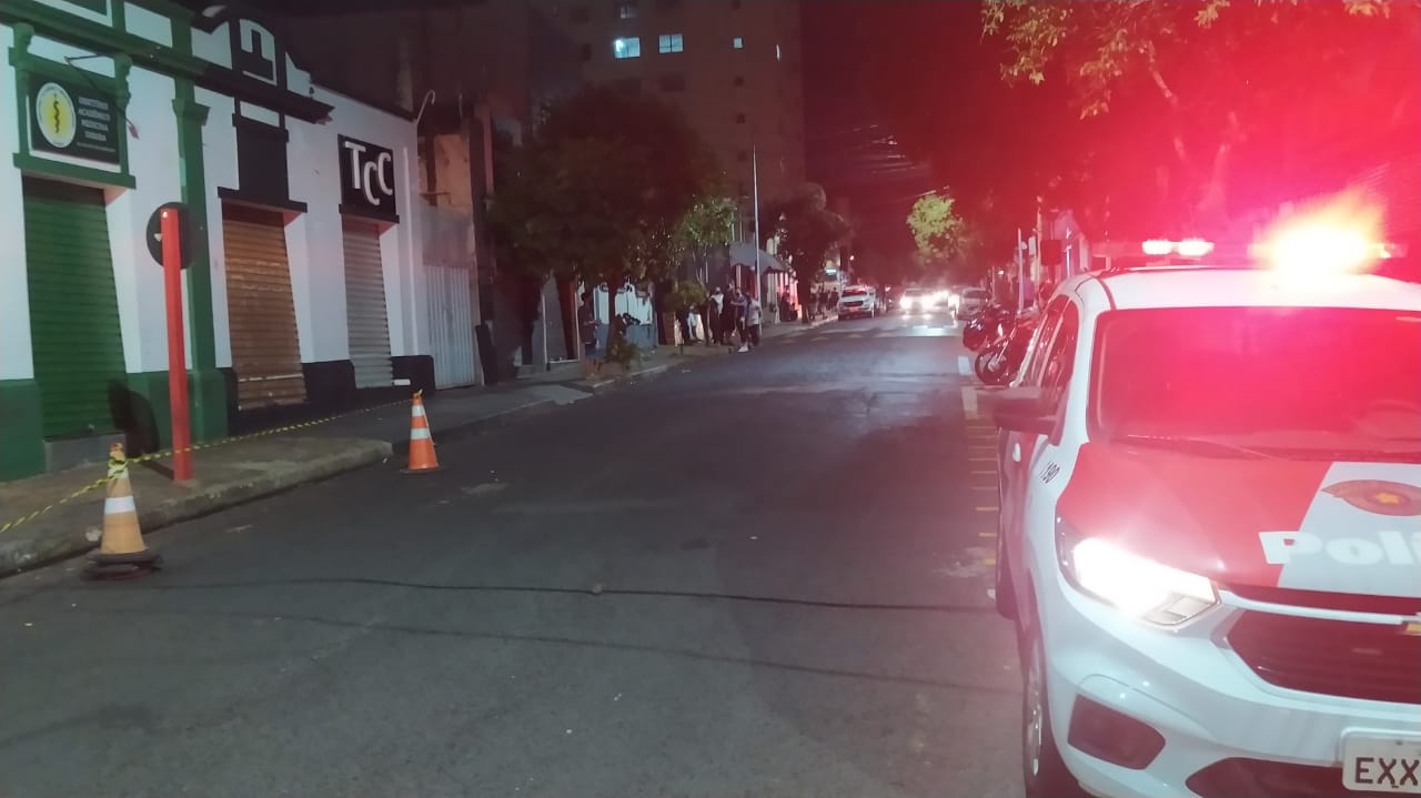 Foto 3 de 5 — Prefeitura de Araraquara aplica 25 multas por falta de máscara na Rua 6, no Centro